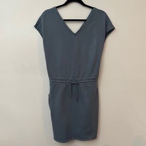 PATAGONIA Organic Cotton Roaming Dress with Back Cutout, Medium, Plume Gray